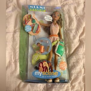 My Scene Madison Miami Getaway Doll VERY RARE (NEVER BEEN OPENED)